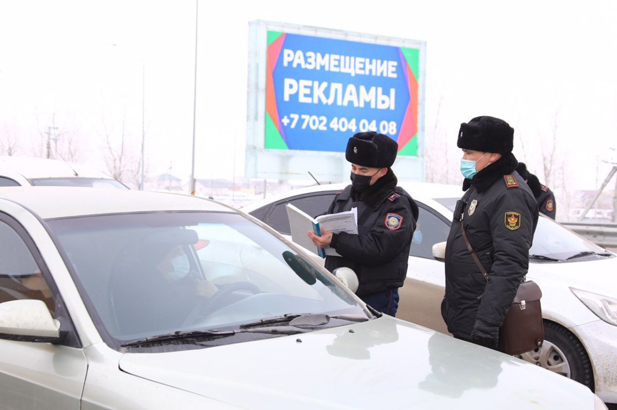 Қазақстан Қарулы Күштерінің әскери қызметшілері блок-бекеттерді күшейтуге қатысады