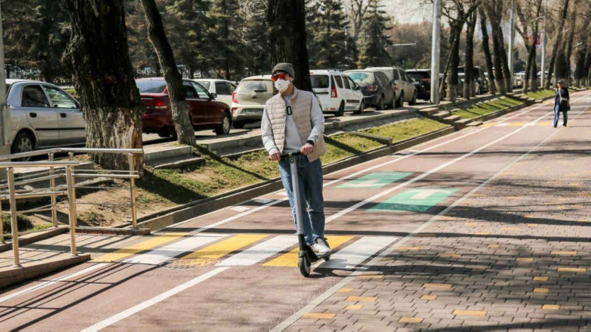 Алматылық сарапшылар карантинді маусымның соңына қарай жеңілдетуді ұсынды