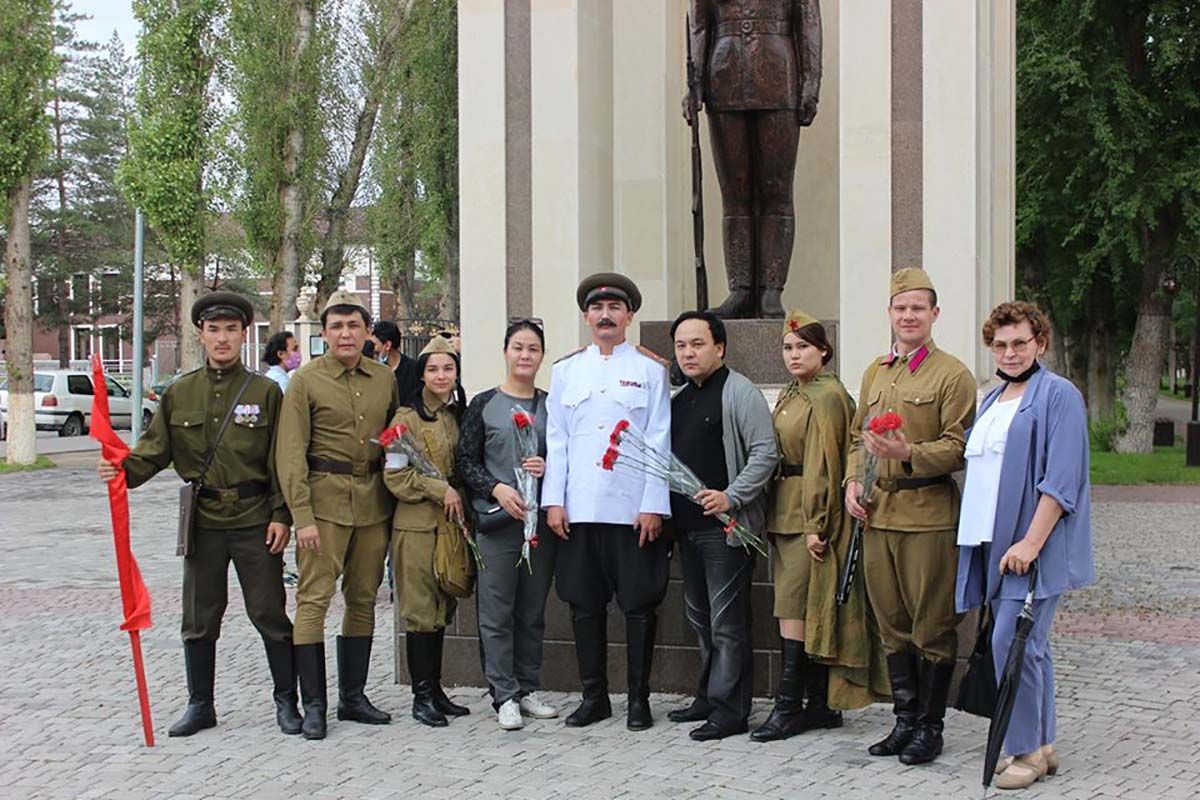 Әулиеата аспанында Жеңіс әні әуеледі...