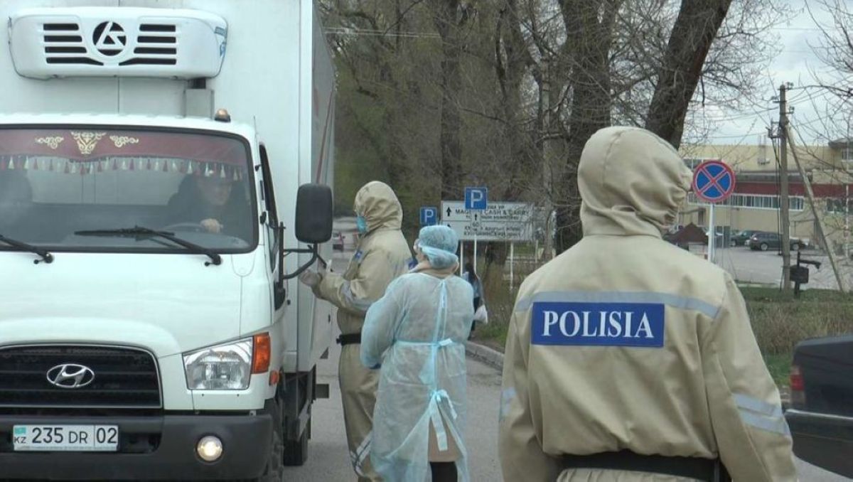 COVID-19: Алматы полициясы 125 миллион теңгеге сапасыз қорғаныш киімдерін сатып алмақ болған