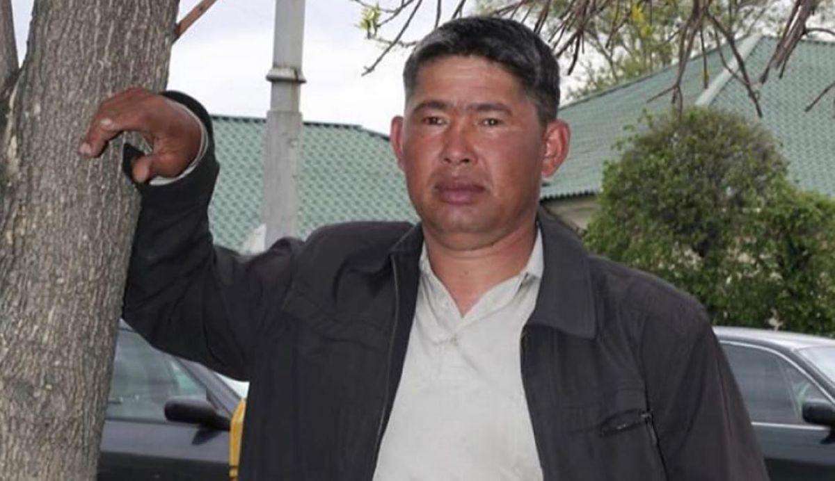 Көлге ағып кеткен 4 адамды құтқарып қалған балықшы