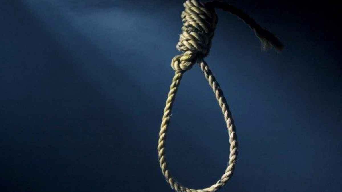 Мектеп директоры мектеп дәретханасында асылып өлді