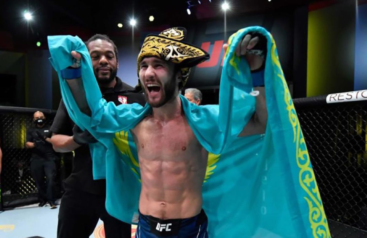 Сергей Морозов UFC-дегі алғашқы жеңісіне қол жеткізді – видео