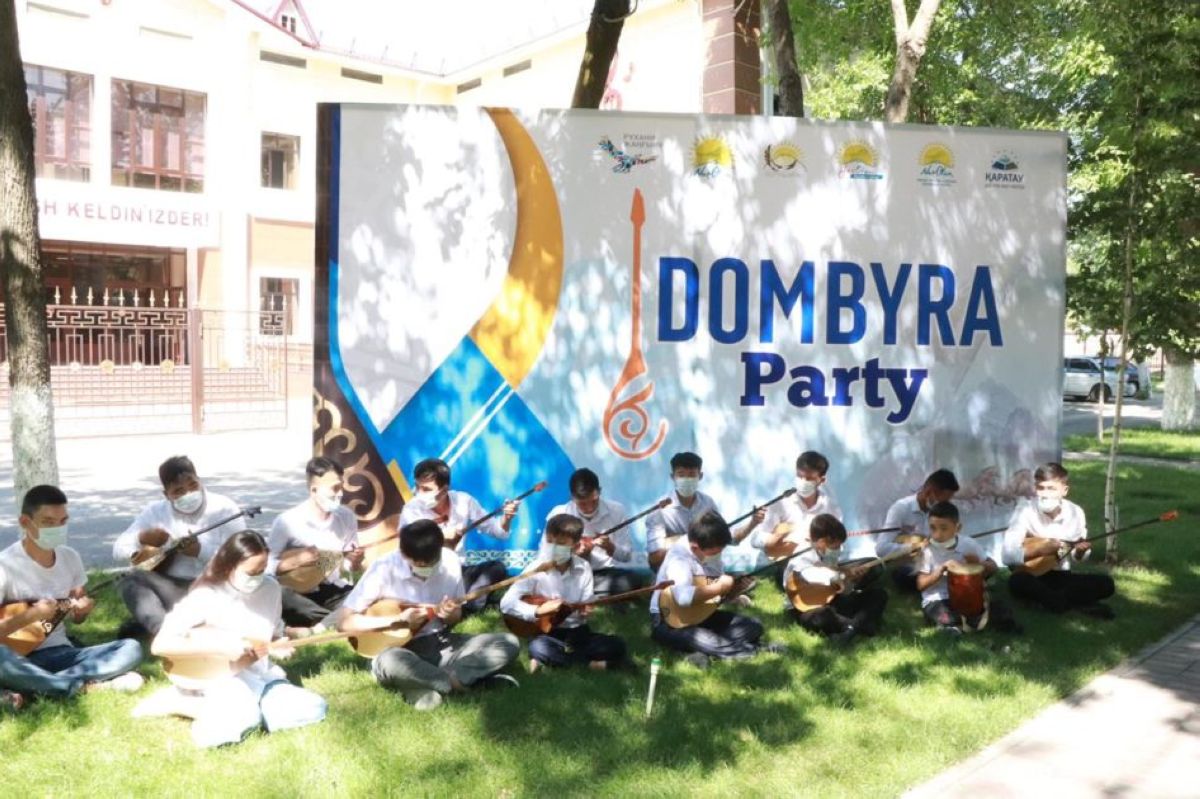 Шымкентте Dombyra party өтті