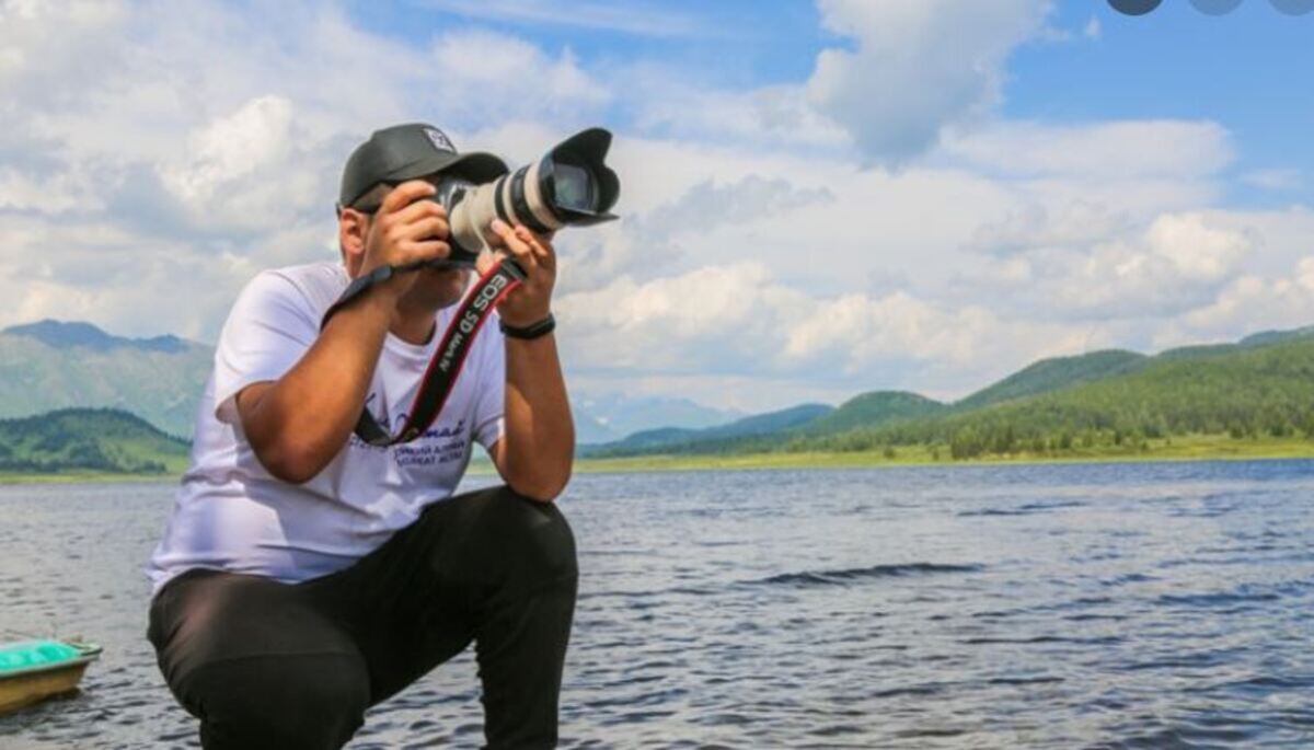Партия келбеті - фотограф көзімен