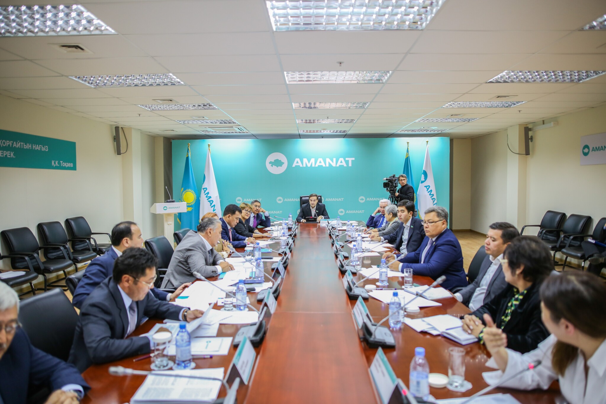 «AMANAT» Партиялық бақылау комитеті МИБ-қа өтуге кедергі келтіріп отырған жайтты анықтады