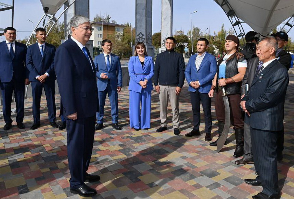 Президент Қонаев қаласында еңбек ардагерлерімен, спортшылармен кездесті