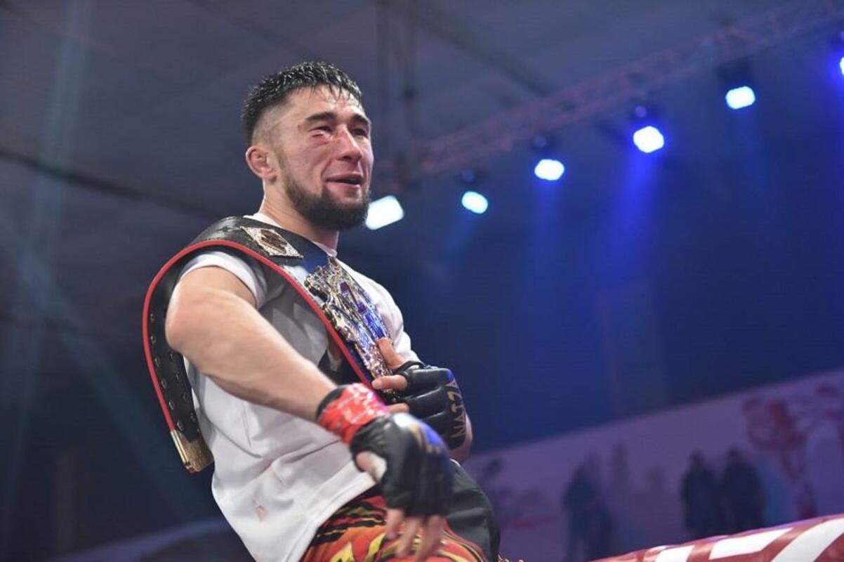 Қазбек Сағын MMA жарысындағы жеңісін Тоқаевқа арнады