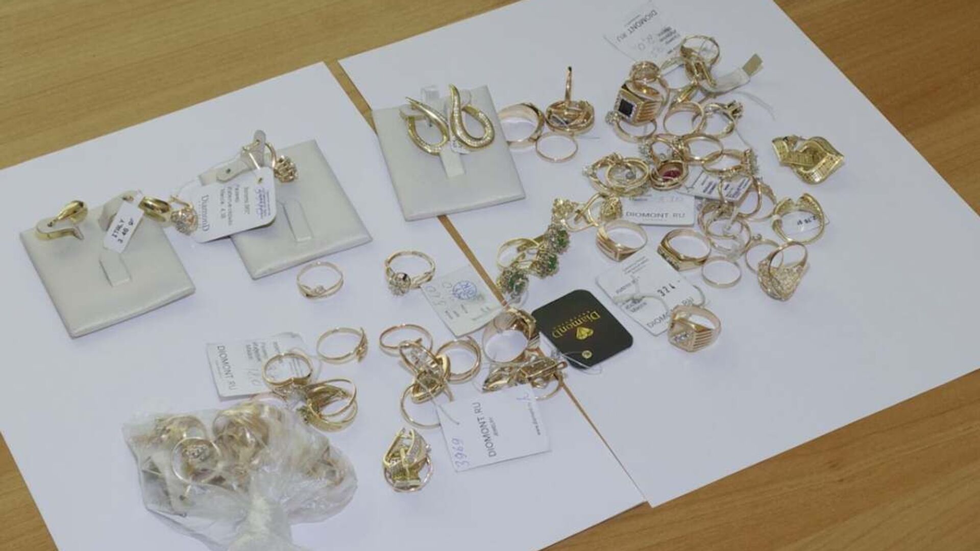 Астанада бір күн ғана жұмыс істеген үй қызметшісі 1 миллион теңгенің алтындарын ұрлап кетті