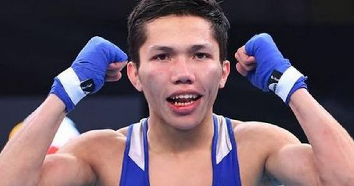 Санжар Тәшкенбай әлем чемпионатында өзбек боксшысын нокдаунмен жеңді