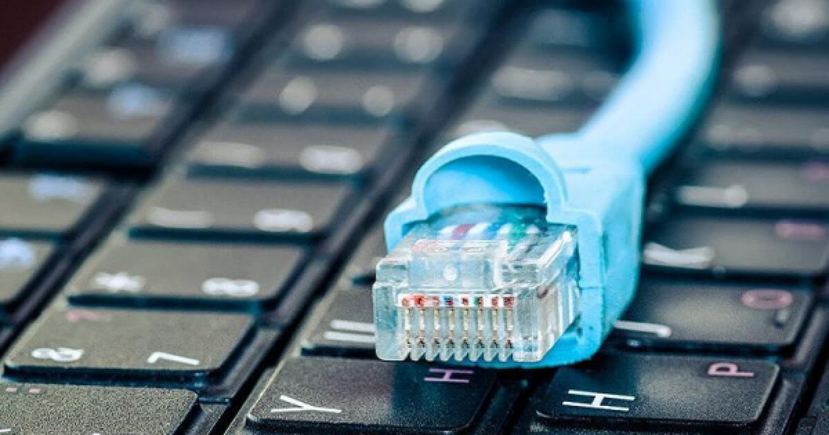 Сапасыз байланыс тіркелсе, оператор клиентке абоненттік төлемді қайтарады - министр