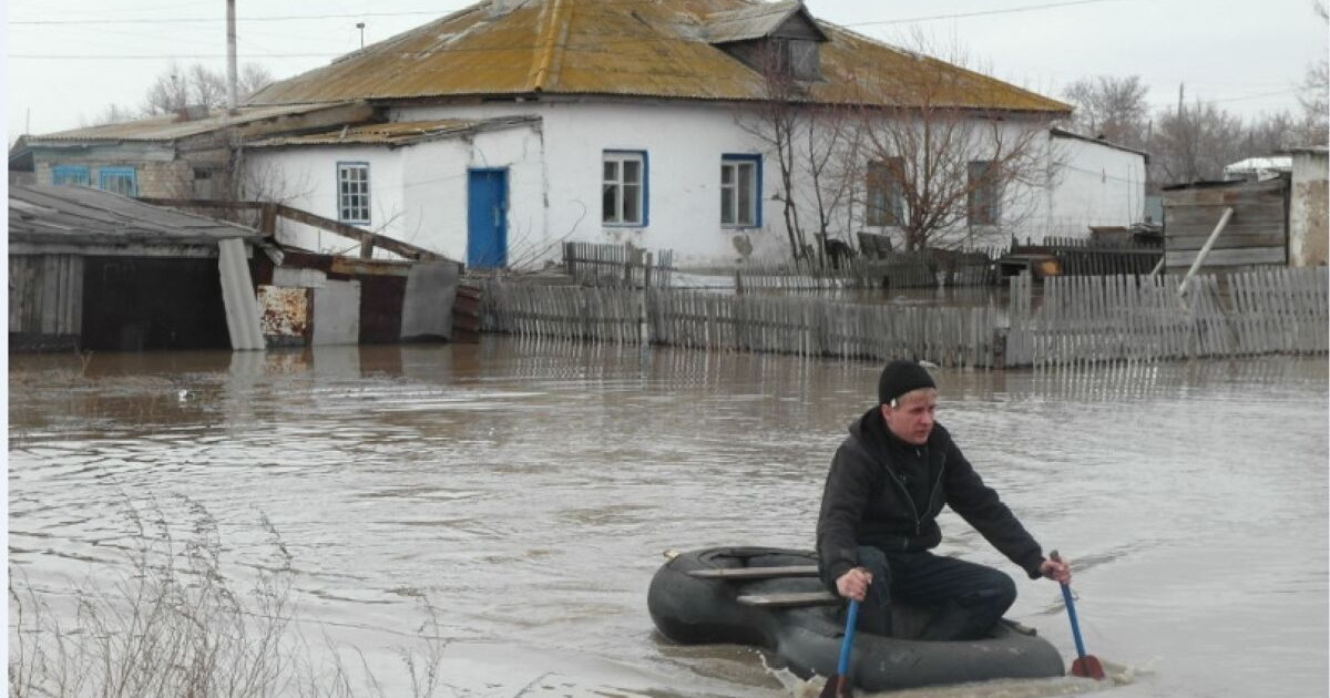 Аймақтардағы су тасқыны: 8 мыңға жуық адам үйлерін тастап кетті