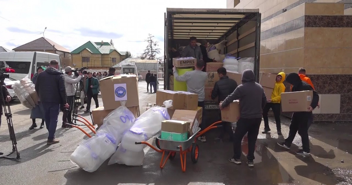 Павлодарлықтар су тасқынынан зардап шеккен аймақтарға көмек көрсетіп жатыр