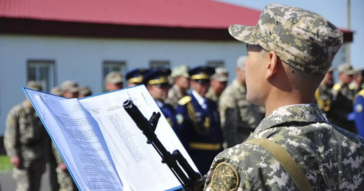 Атырауда сарбаз әскери бөлімнен қарумен қашып кеткен