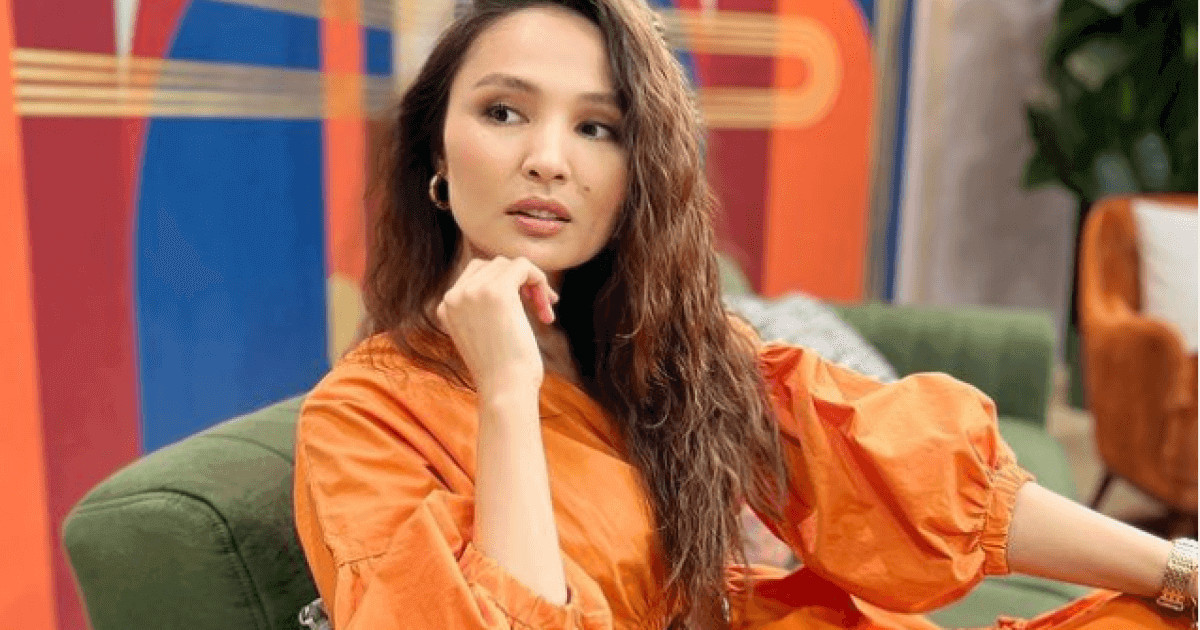 Мұңымды тыңдап, сырымды біліп алды: Жұлдыз Әбдікәрімова жақын адамын сотқа беретінін мәлімдеді