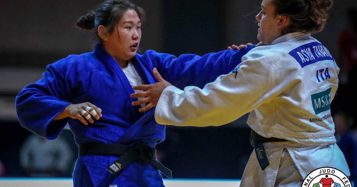 Төрт аяғында арық