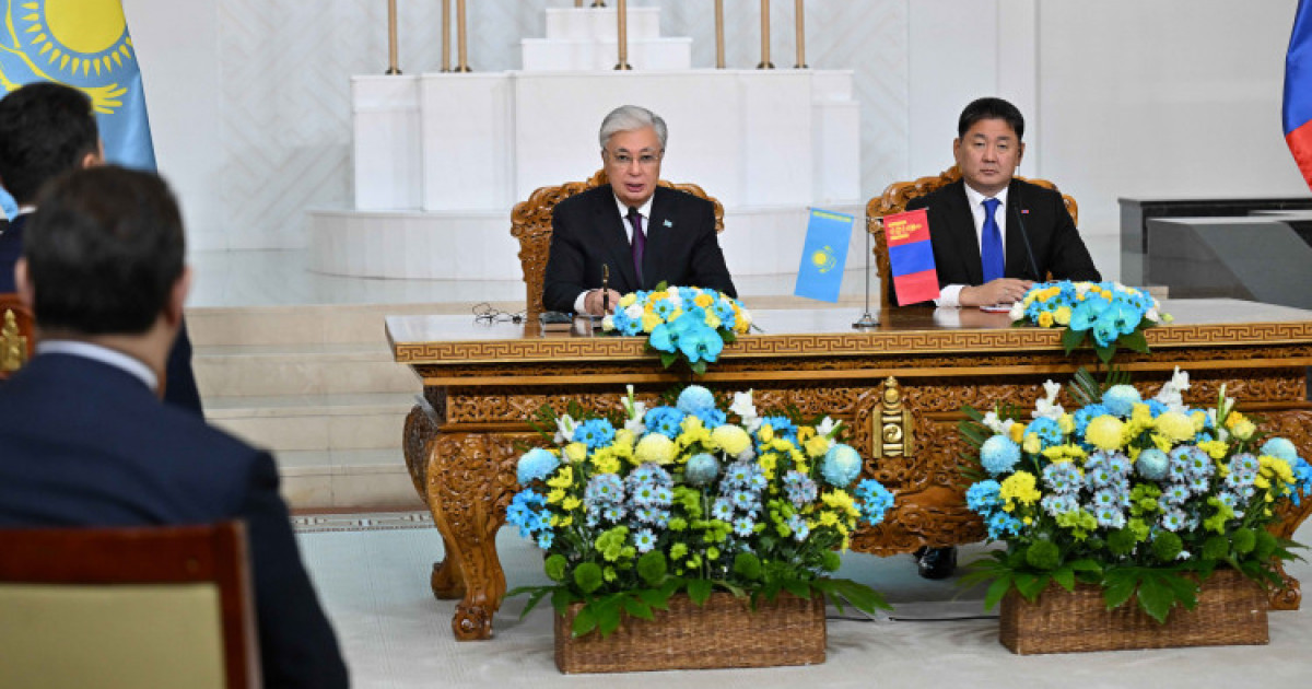 Қазақстан мен Моңғолия президенттері БАҚ өкілдеріне брифинг өткізіп, келіссөздер қорытындысын жариялады