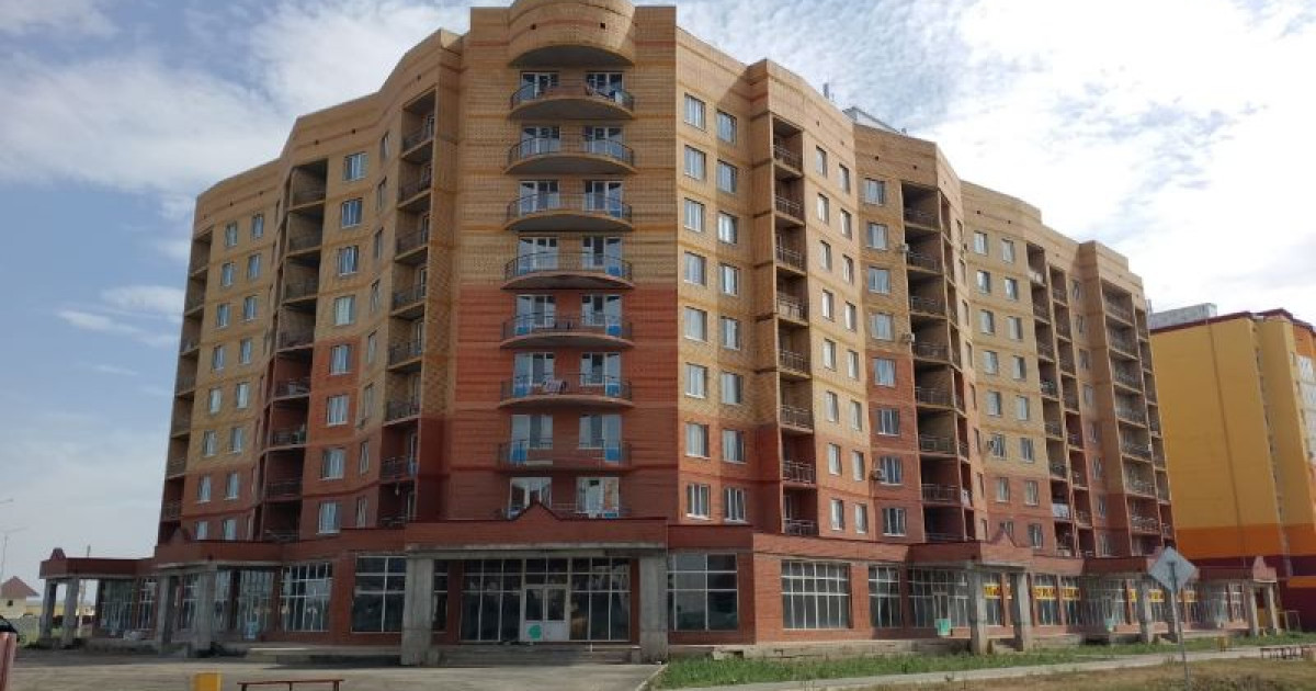 Оралда 33 жыл еңбек өтілі бар дәрігер үйсіз жүргеніне әкімдікті кінәлады