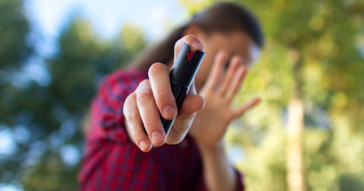 Шымкентте 10 оқушы спрейден уланып қалды