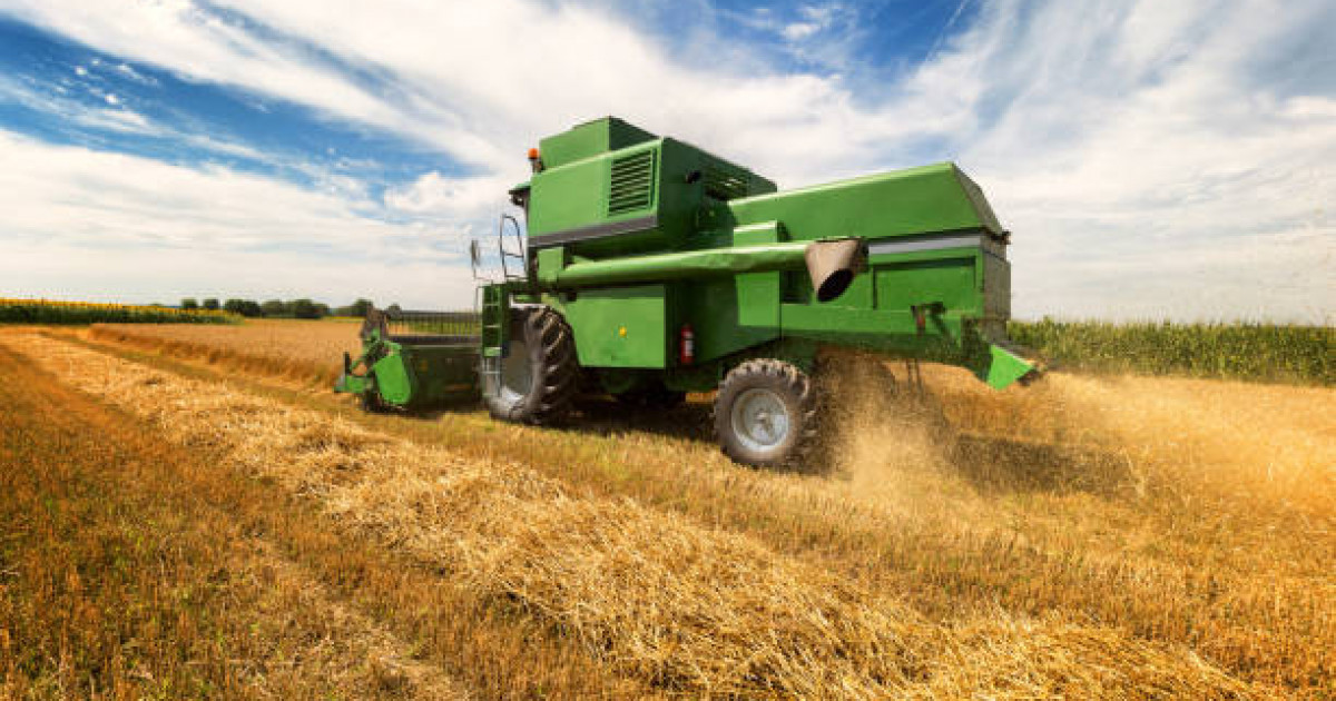 Биыл шамамен 4,5 мыңнан астам трактор мен астық жинайтын 815 комбайн шығарылды – Президент