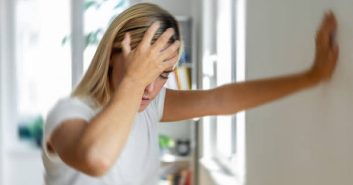 Элиста ақша үшін секс Біз досымызға қонаққа келдік және оның дос қызының порносын трахает еттік