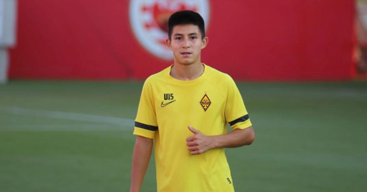 «Челси» 16 жастағы қазақ футболшысына көз тікті