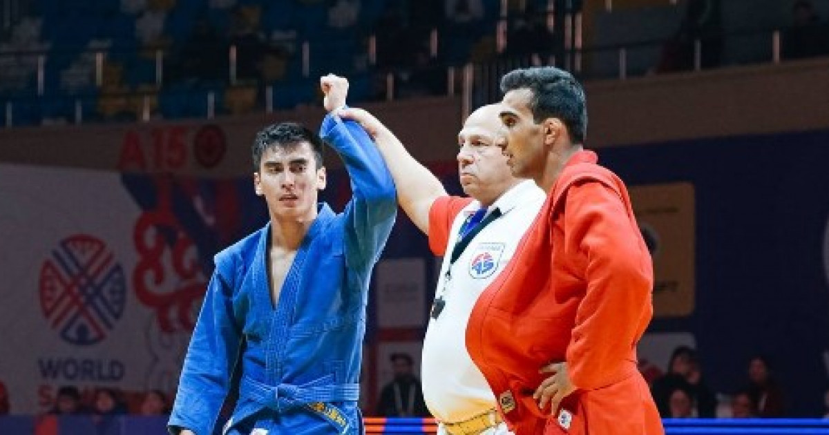 Есентай Иманханов самбодан әлем чемпионатында алтын медаль жеңіп алды