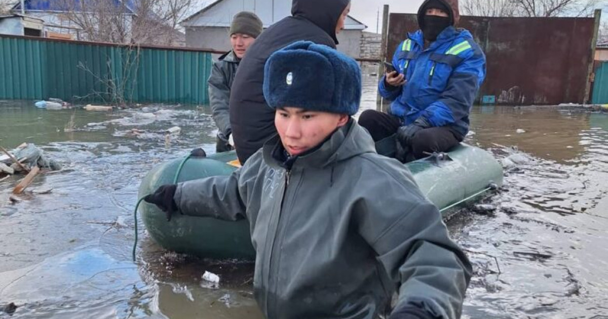 Көктемгі су тасқыны: салоннан Mercedes-Benz S450, Lexus LX-600, Haval көлігін, коттедж сатып алған қайырымдылық қорының басшысы ұсталды