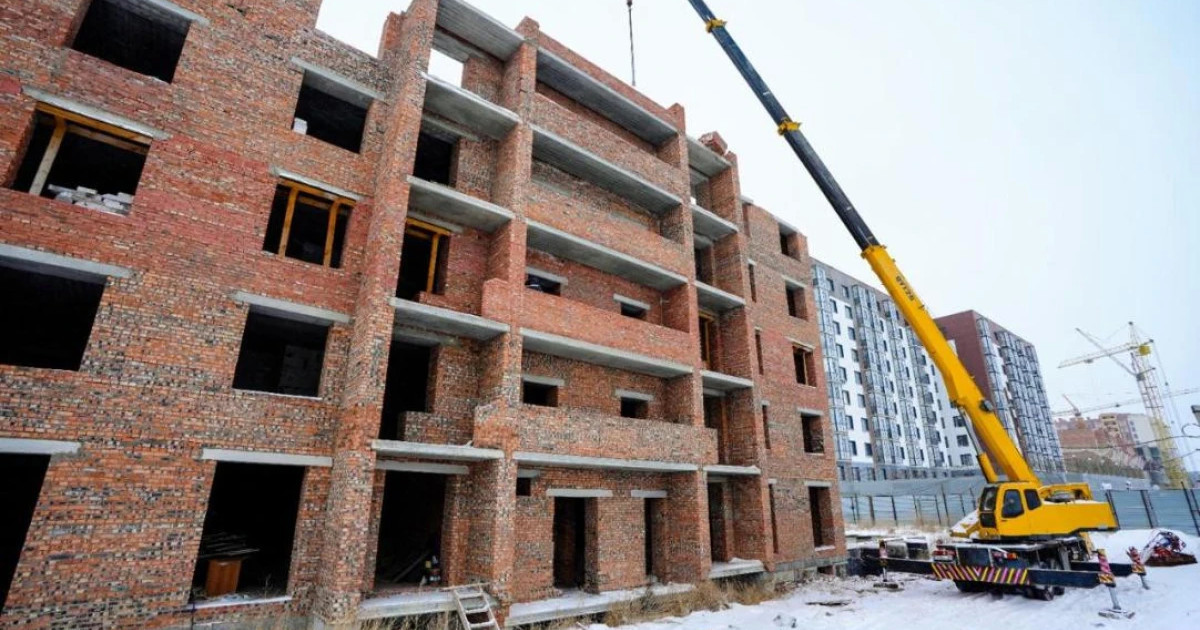 Астанада заңсыз салынып жатқан тұрғын үй кешенінің құрылысы тоқтатылды
