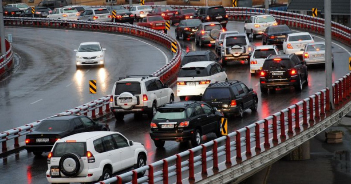 Астанада жеңіл көлік өртенді