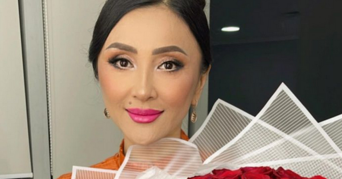 Порно қыздар