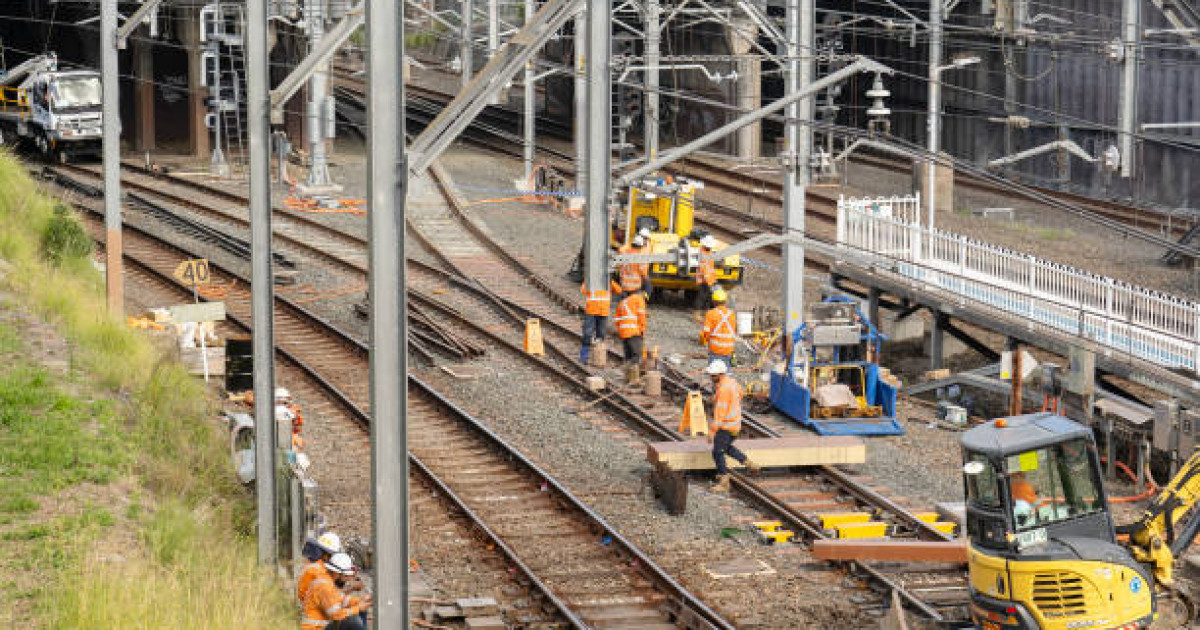 Елімізде 1,4 мың шақырым теміржол жөндеуден өтті