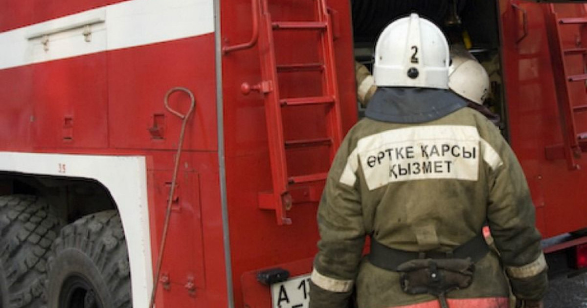 Қарағандыда автобус өртеніп кетті