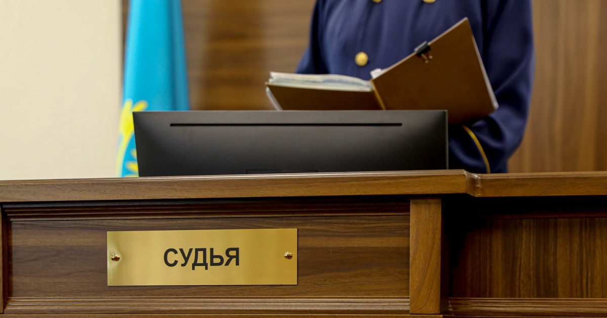 Қарағандыда 12 жастағы өгей қызын зорлаған ер адам 20 жылға сотталды