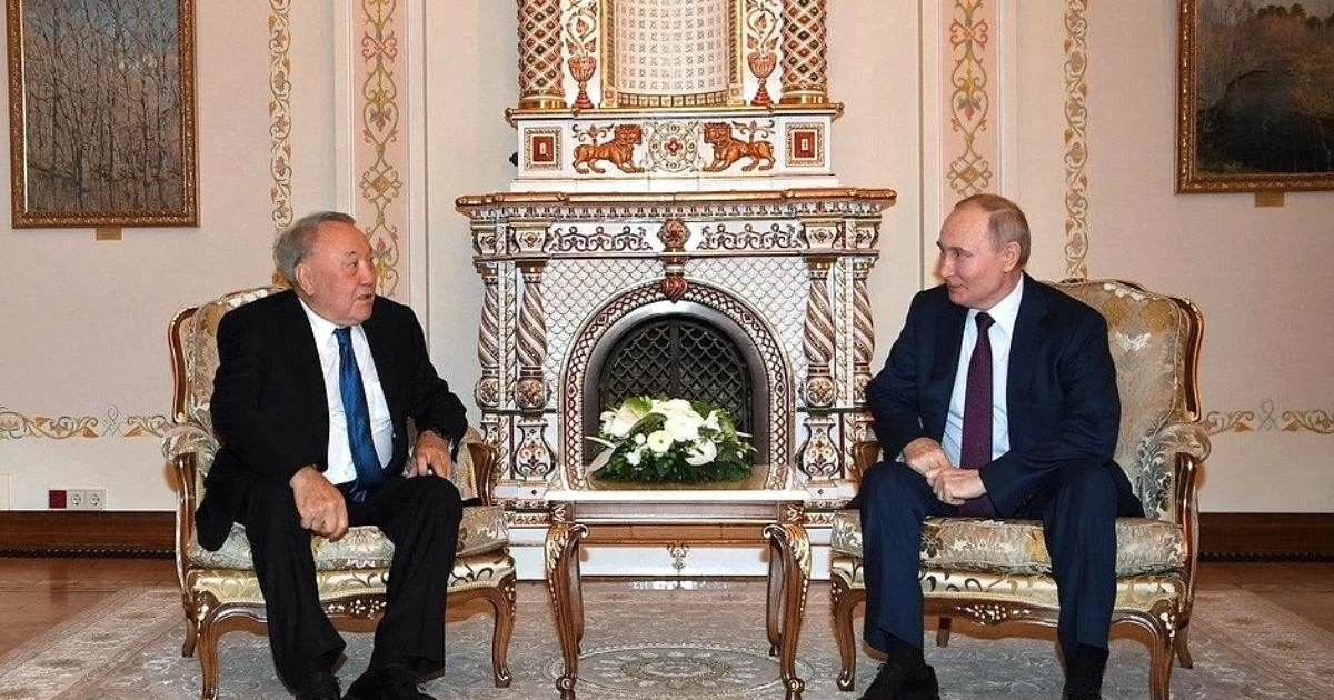 Нұрсұлтан Назарбаев пен Владимир Путин кездесті