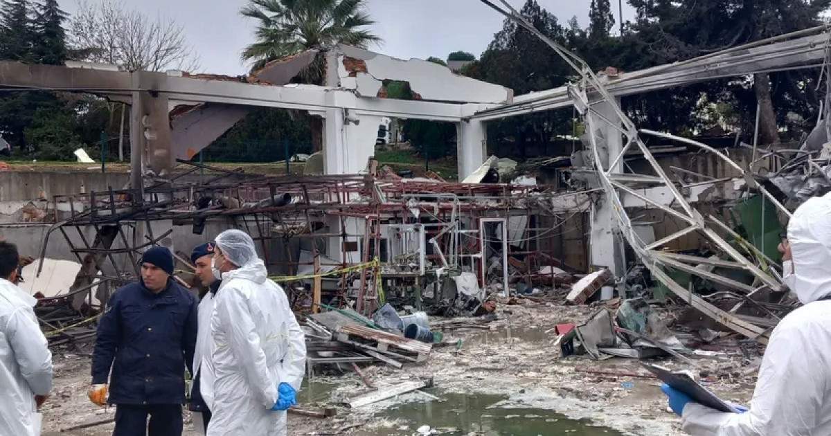 Түркияда зауытта жарылыс болып, 12 адам қаза тапты