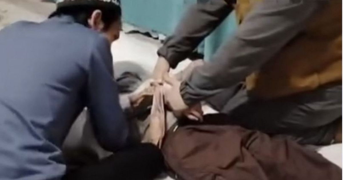 Бүлдіршін қыздан «жын шығарған»