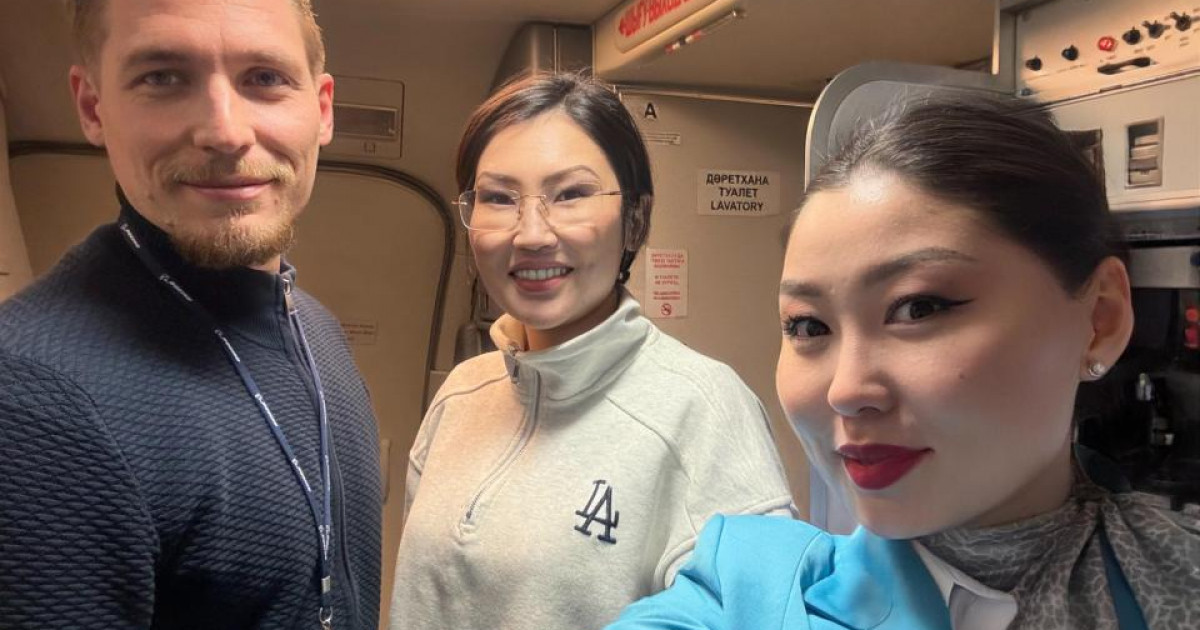 Дәрігер шұғыл қонуды талап етіп, адам өмірін сақтап қалды