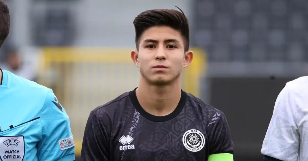 Қазақ футболшы Дастан Сәтпаев «Челсиге» ауысады