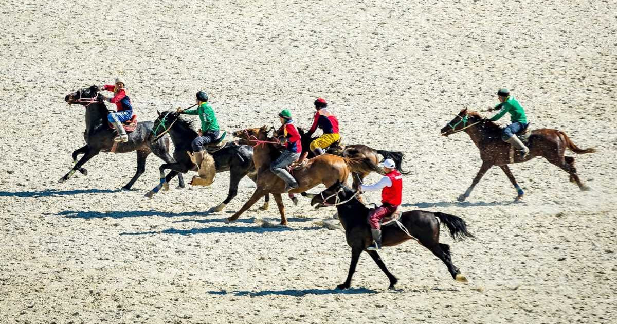 Қазақстан түркі дүниесін біріктіруді көздейтін барлық жасампаз бастамаларды қолдайды – Тоқаев