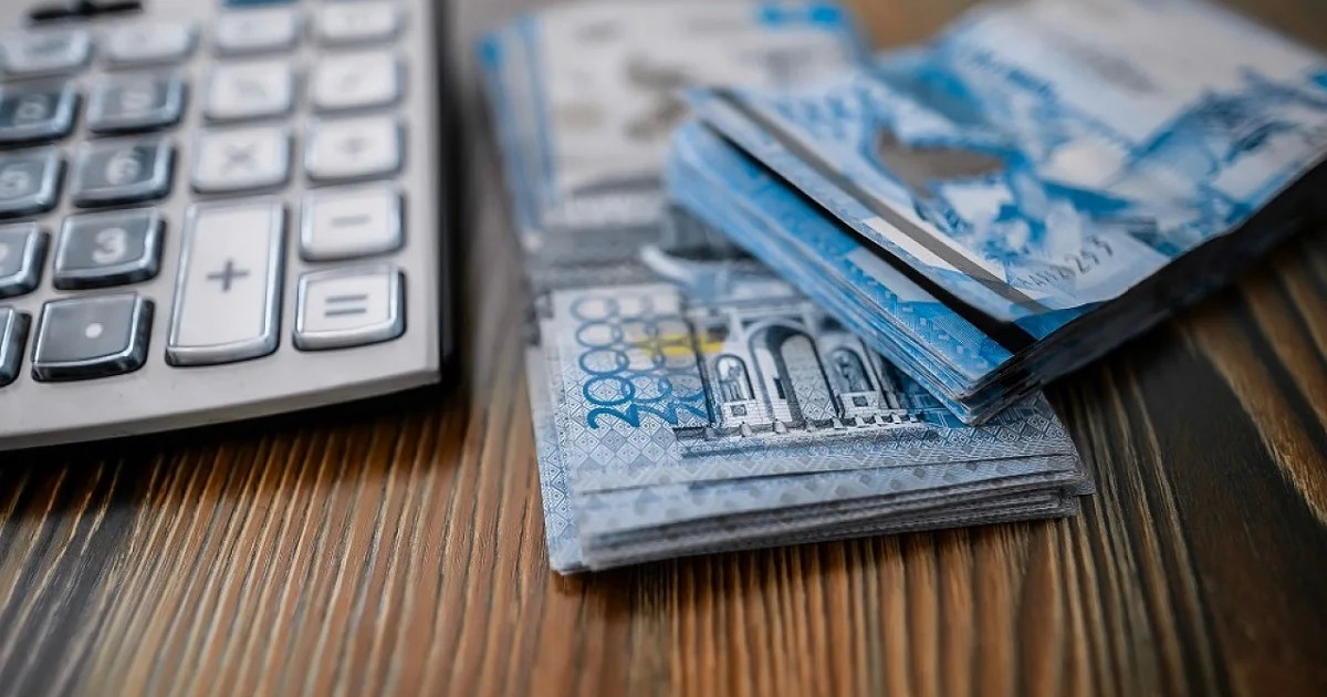 Анамен жыныстық қатынас, үлкен сиськи