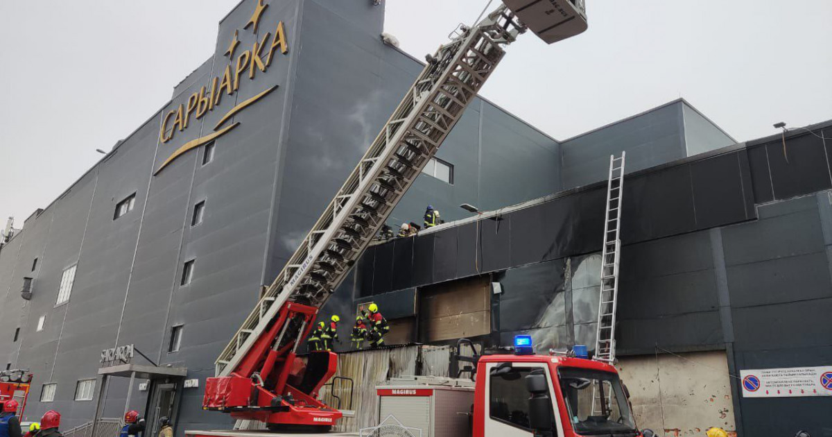 Астанада ірі ойын-сауық орталығы өртенді (видео)