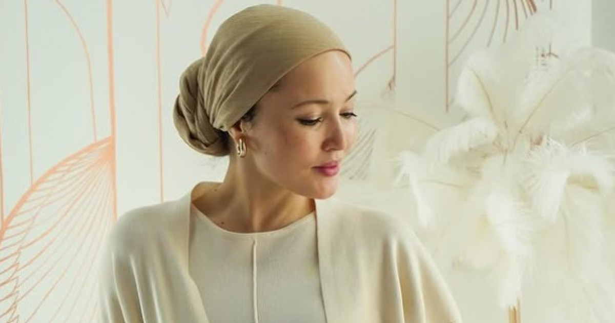 «Бөпеңіздің бауы берік болсын!»: желіде Кәмшат Жолдыбаеваны құттықтап жатыр