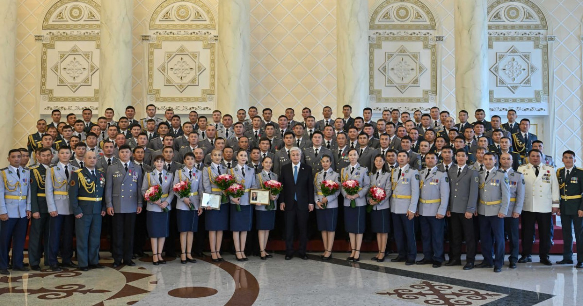 Қасым-Жомарт Тоқаев күштік құрылым қызметкерлерін марапаттады