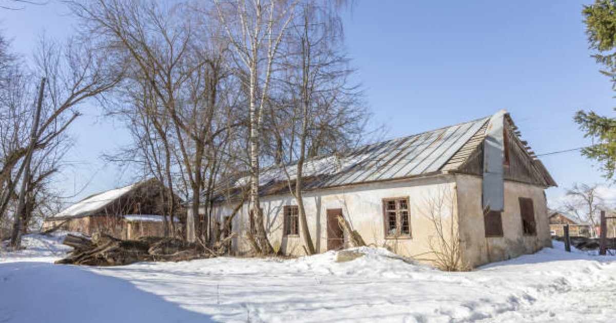 Мәжіліс мінбері: Құрылыс кодексінде ауылда үй, қора салу талабын қиындатудың қажеті жоқ