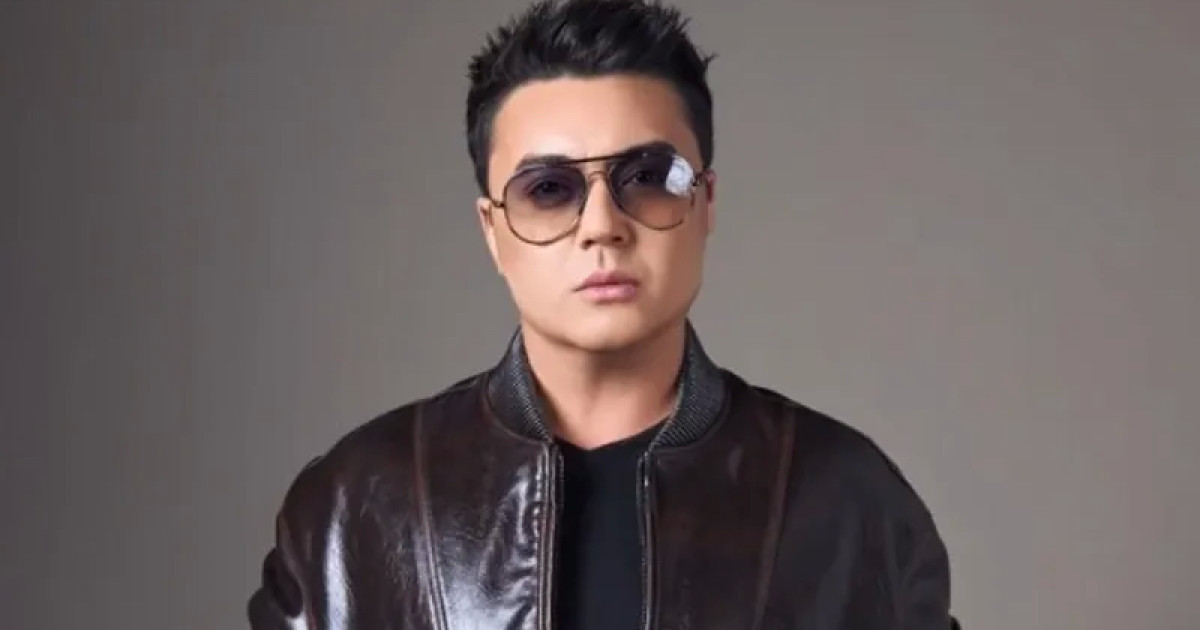 Әнші Алмас Кішкенбаев бостандыққа шықты