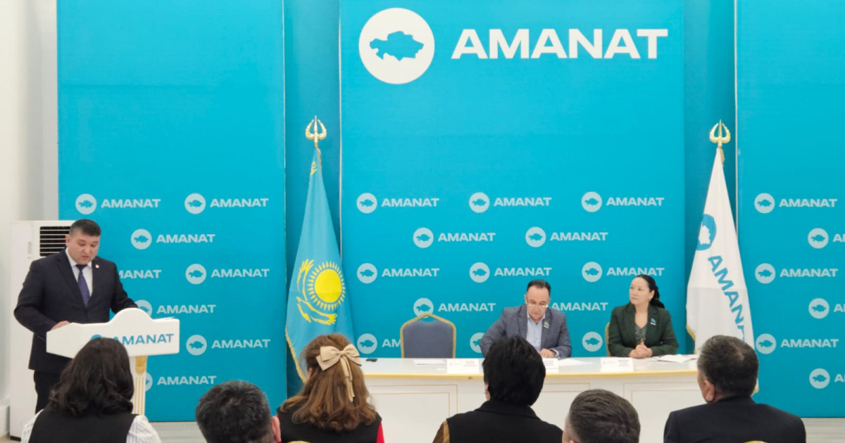 Су тасқыны: Қызылорда қаласын қоршап, бөгет салып жатыр