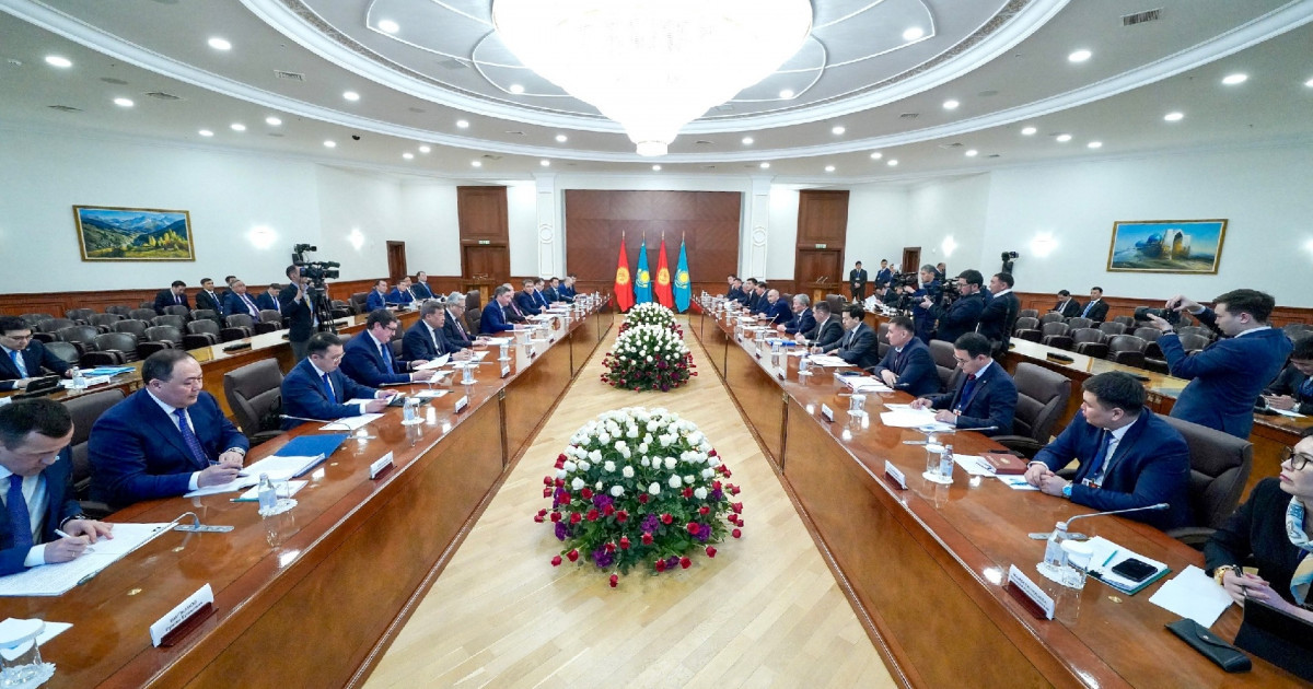 Үкіметтегі келіссөздер: қазақ-қырғыз тауар айналымын арттыру тетіктері талқыланды