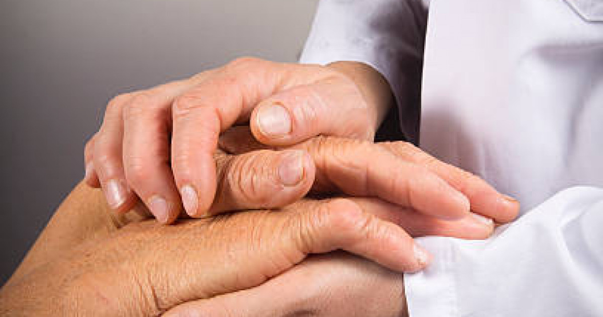 100 жасқа жету үшін оптимизм, өмірге деген сүйіспеншілік және еңбекқорлық керек