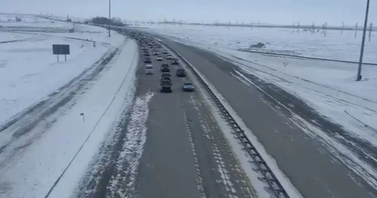 Ақмолада 700 автокөлік кептелісте қалған